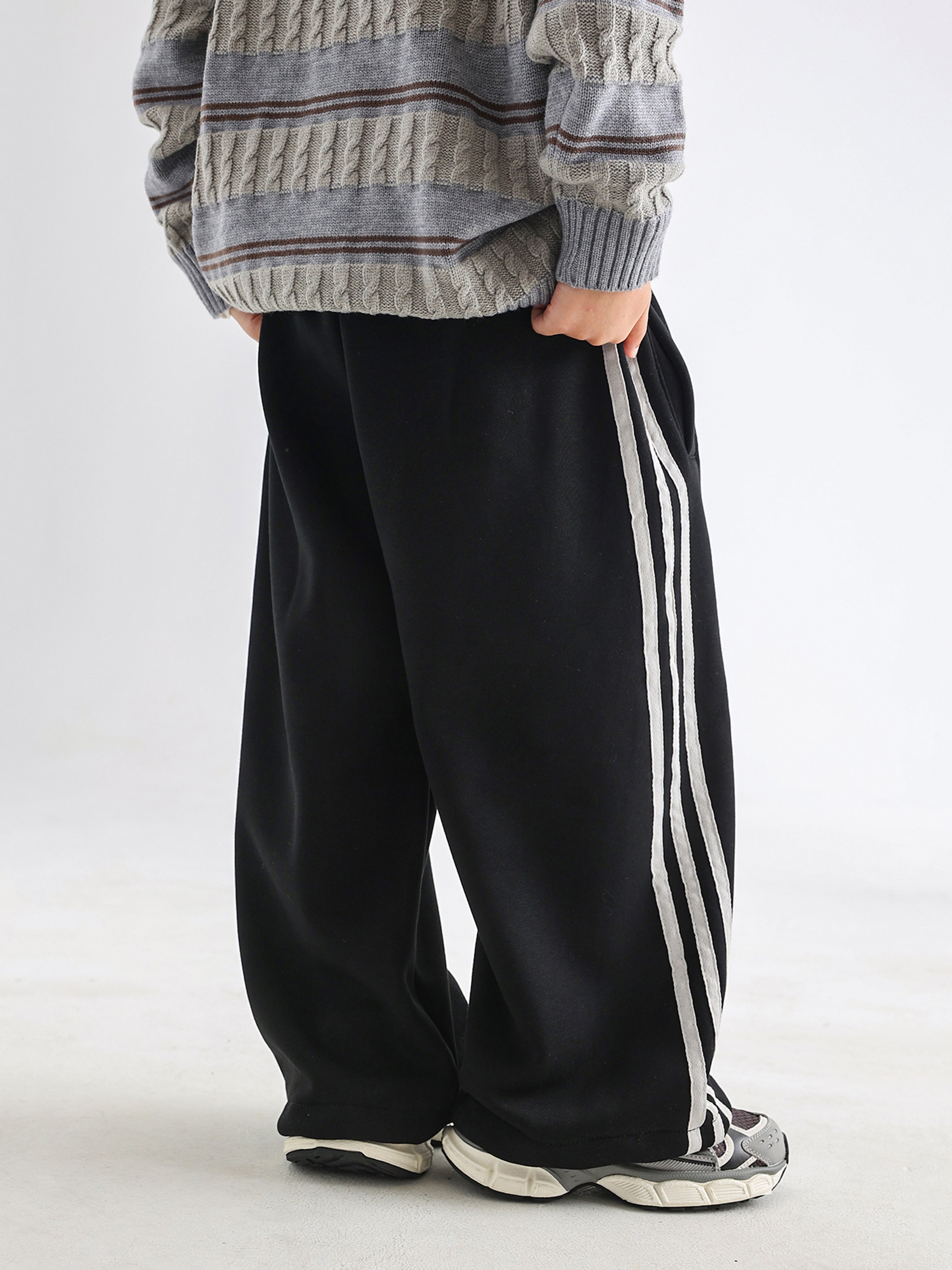 Sporty Fleece-Lined Pants - TANGC P6958