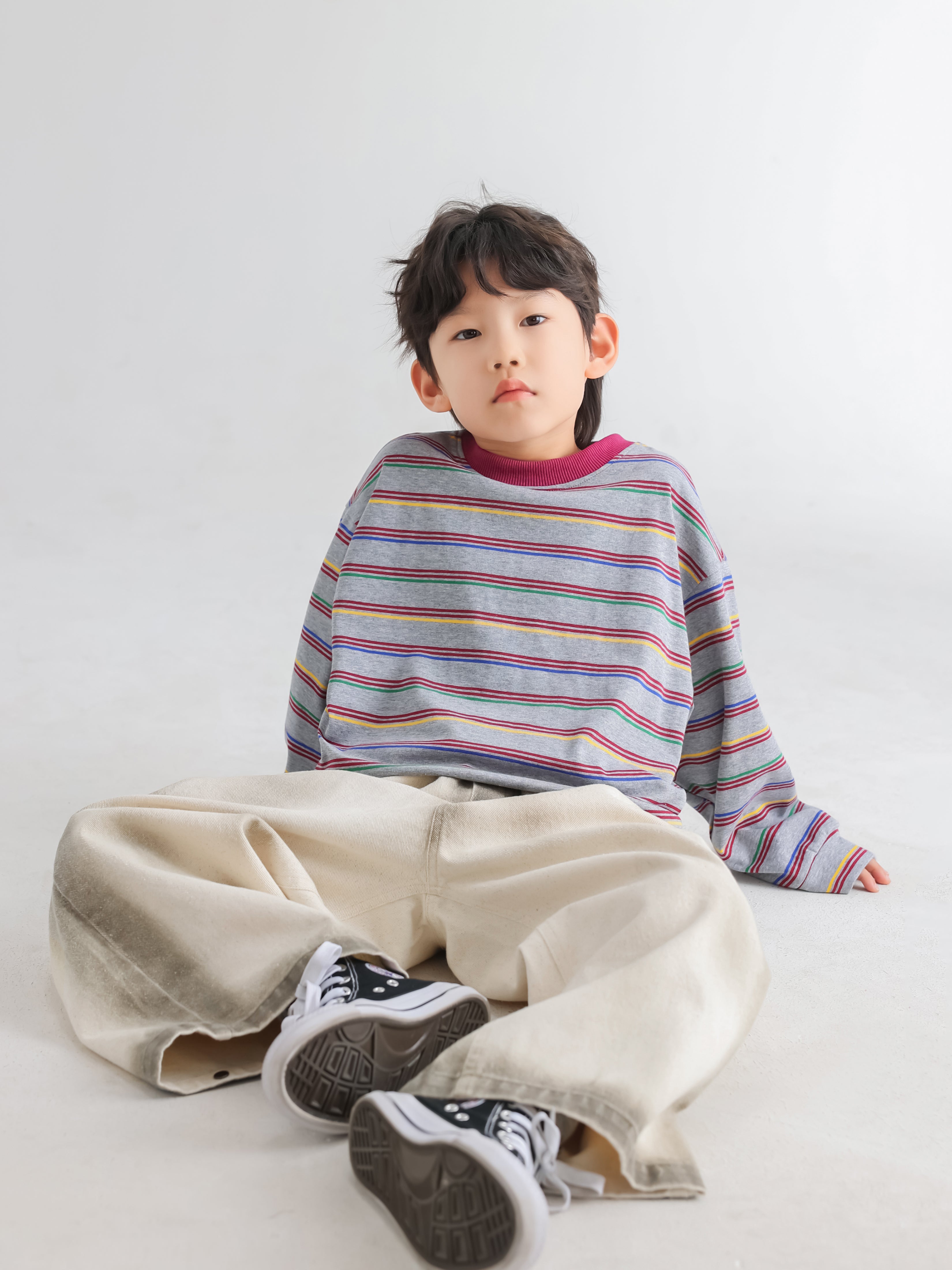 Color Stripe Sweatshirt & Spray-Dyed Denim Set